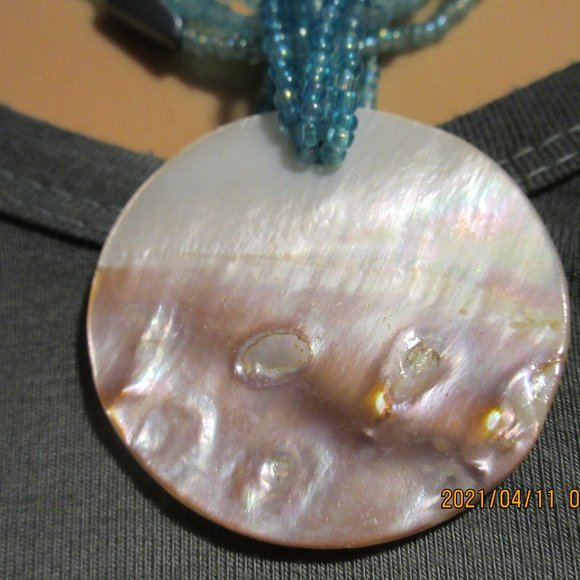 Handmade Bead/Shell Necklace - Picture 5 of 6
